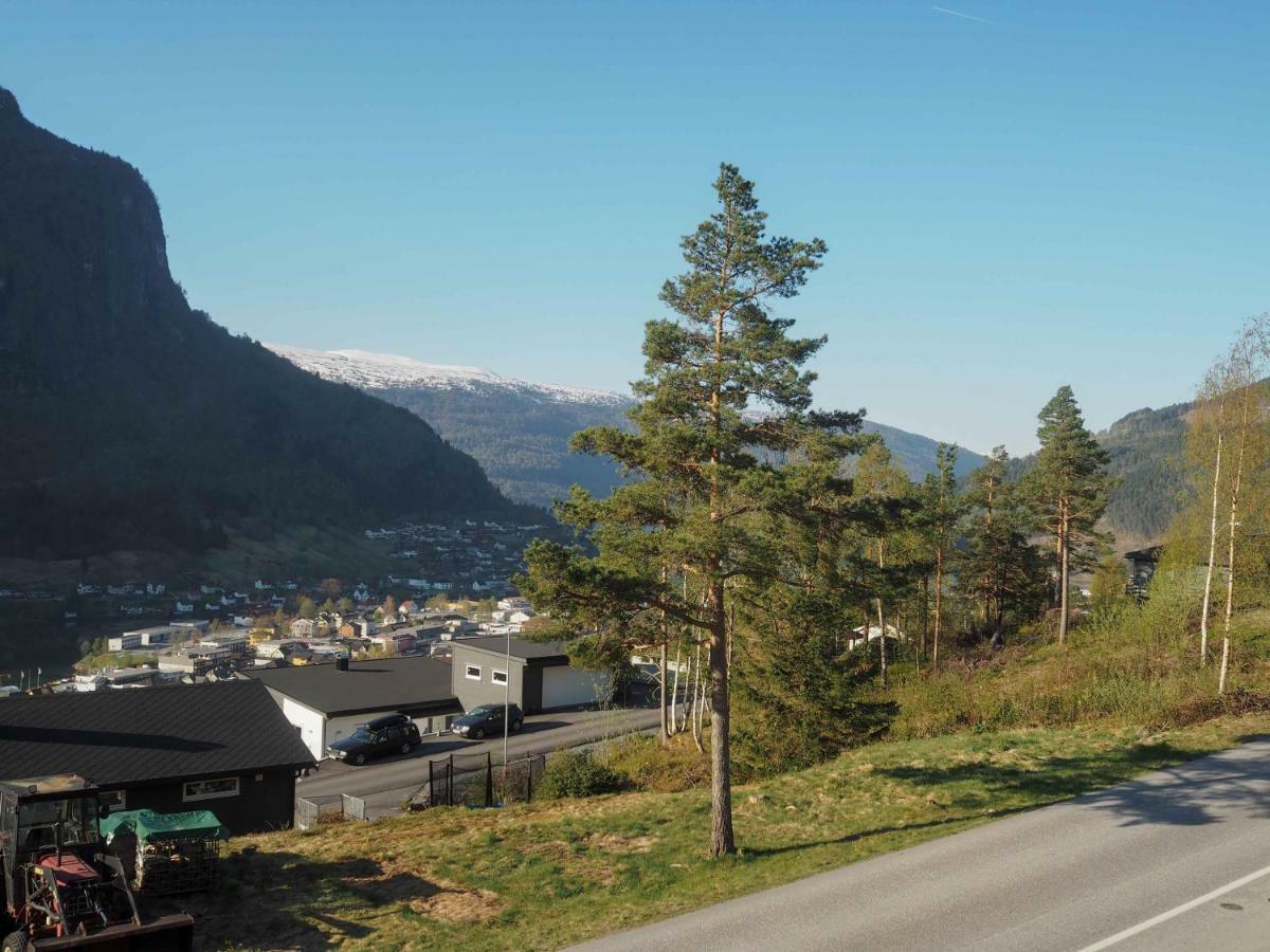 Stryn Stor Og Moderne Leilighet Luaran gambar